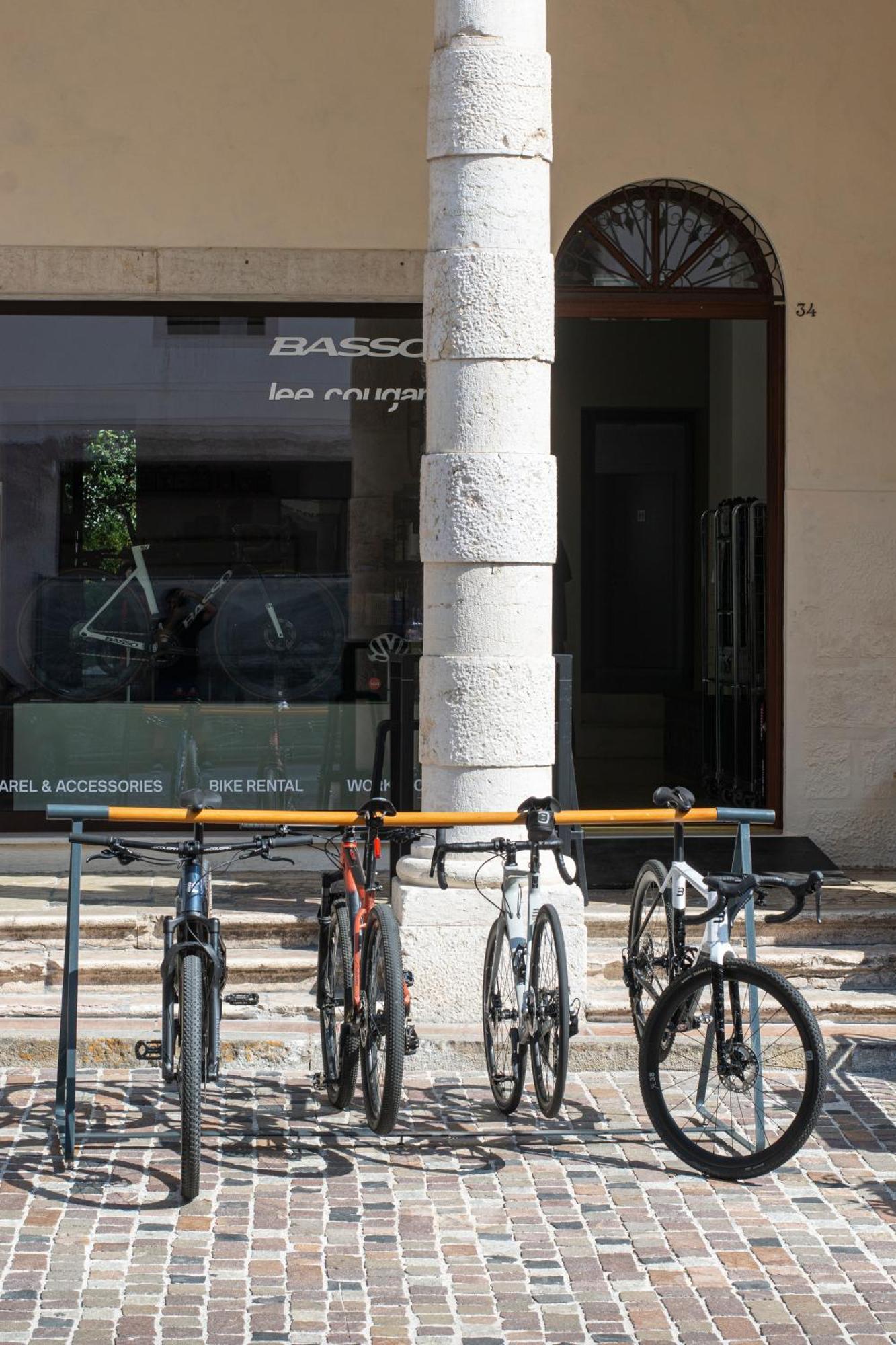 Bassano Club House Panzió Bassano del Grappa Kültér fotó